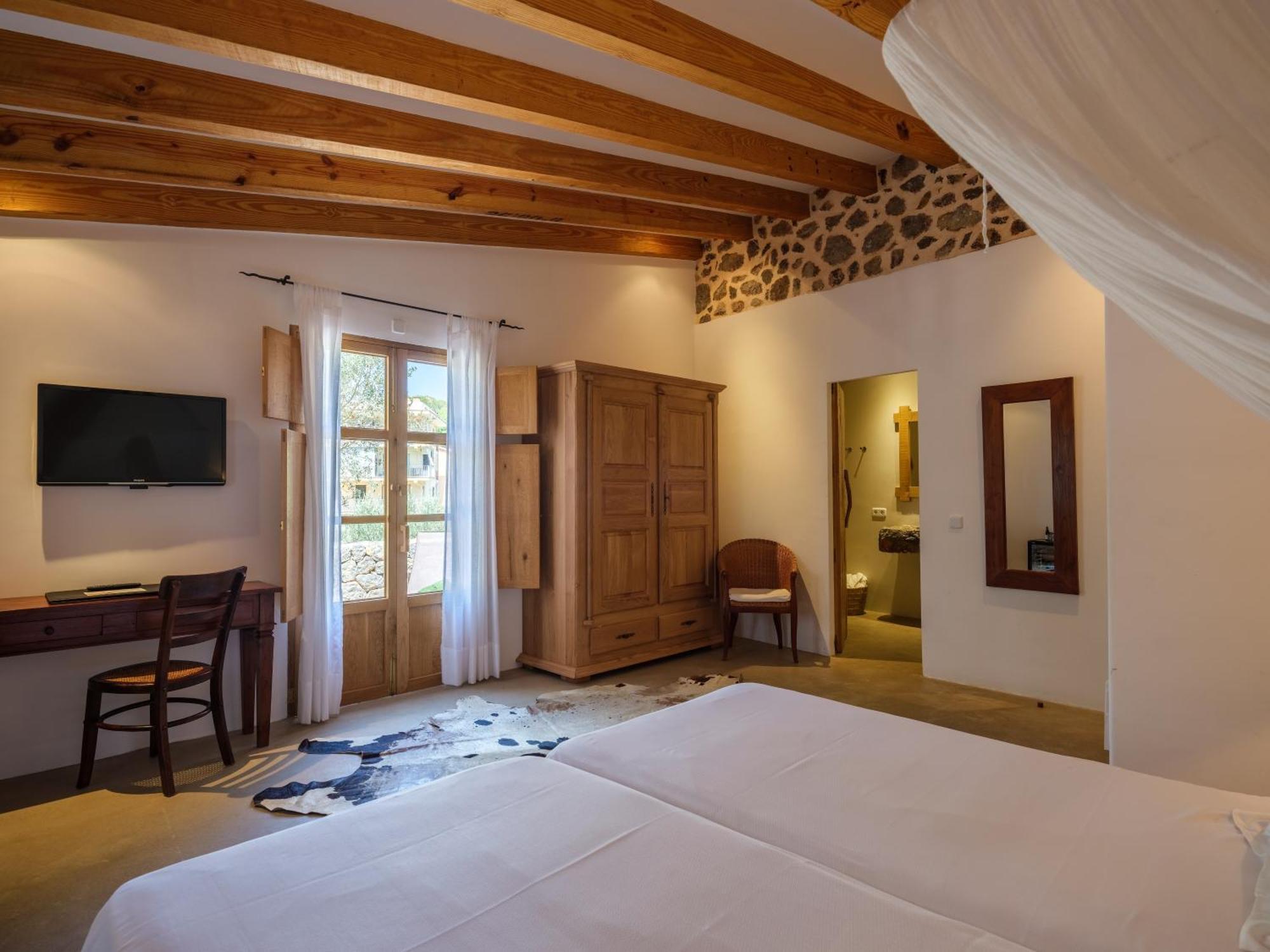 Deluxe Double Room Historic Building Spa Access